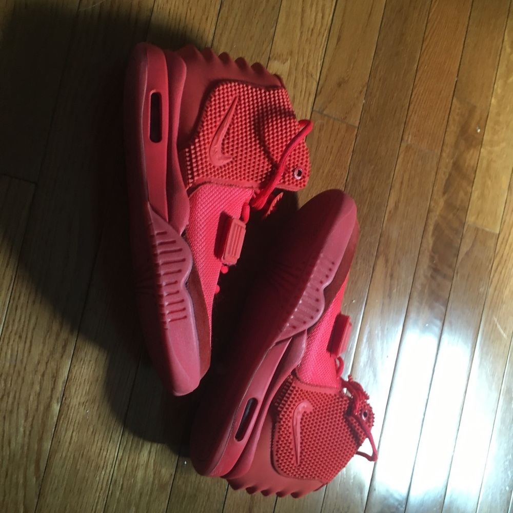 Yeezy 2 Red October
